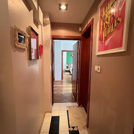 Gallery Courtyard 2 Min Ndk * صوفيا
